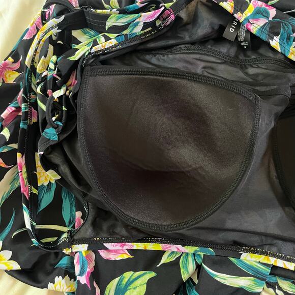 Torrid Black Floral Lace Up Detail Swim Dress Plus Size 4X Modest Full Coverage - Picture 7 of 9